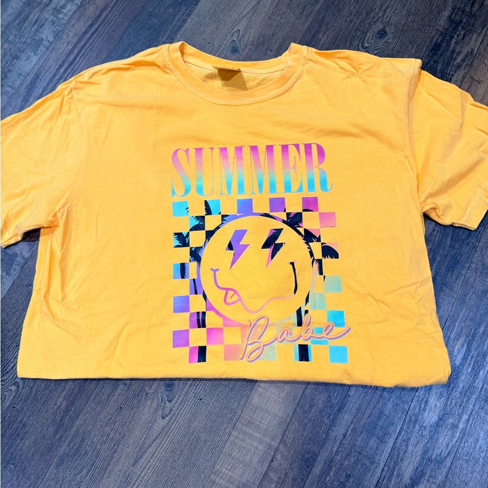 Comfort Colors Yellow 'Summer Babe' Graphic Tee